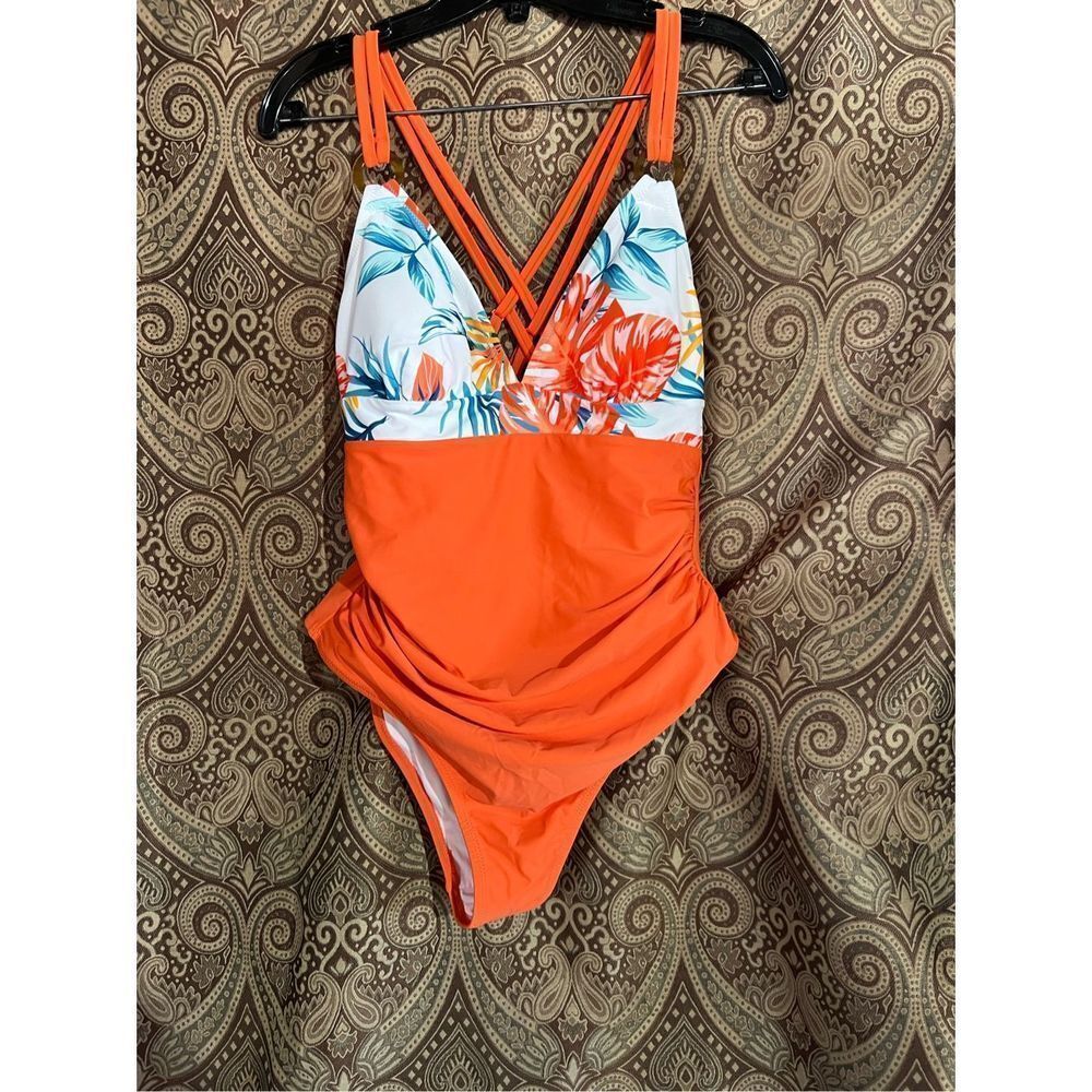 CUPSHE WOMENS ONE PIECE BATHING SUIT - Picture 4 of 10